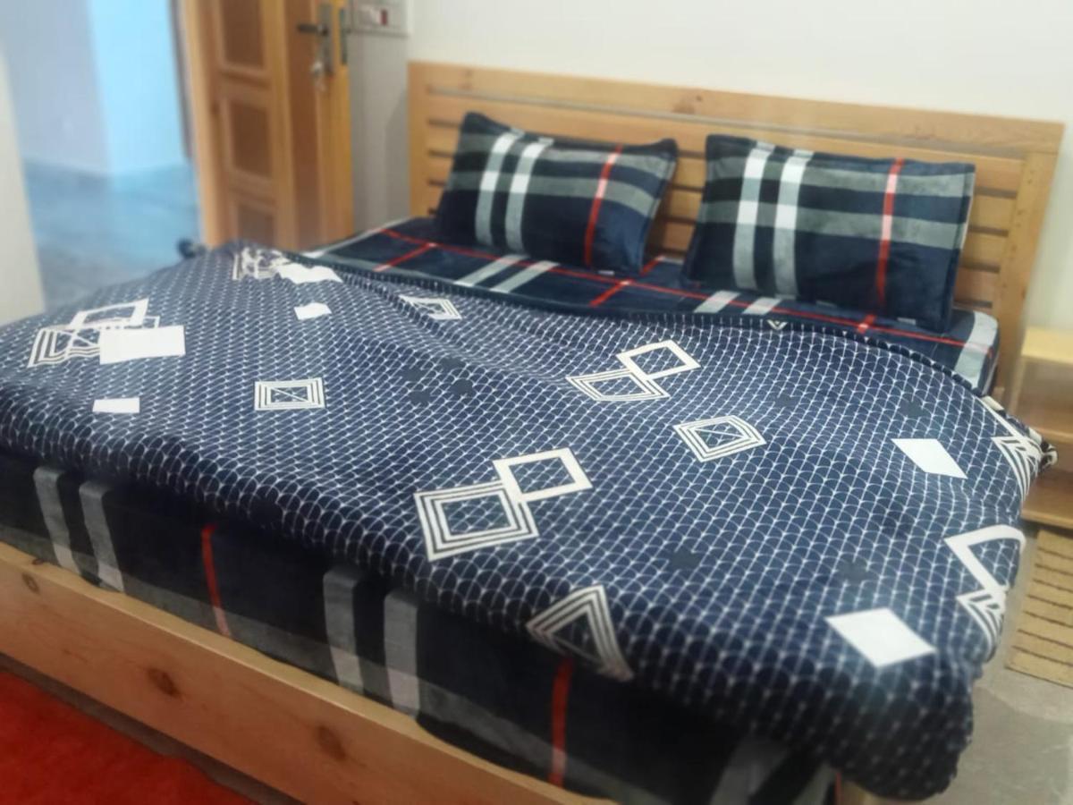 Travelodge Homestay Bīr Eksteriør billede